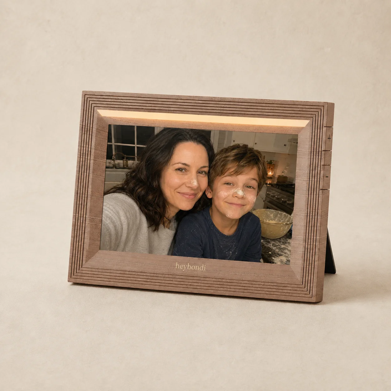 Bondi displaying a warm family photo in its wooden frame